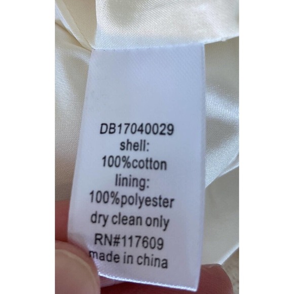 NWT DE Collection Frayed Edge Dress Size Large Women’s Egret MSRP $49.99 - Picture 4 of 6